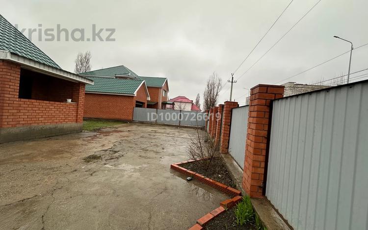 Жеке үй · 3 бөлме · 168 м² · 6 сот., мкр 12, Магжан жумабаев 15, бағасы: 45 млн ₸ в Актобе — фото 2