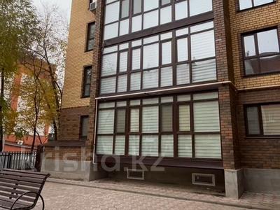 3-комнатная квартира · 87.9 м² · 1/5 этаж, мкр Женис за 36 млн 〒 в Уральске