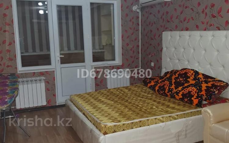 1-комнатная квартира · 35 м² · 2/5 этаж, 18-й микрорайон, 18-й микрорайон за 145 000 ₸ в Шымкенте, Аль-Фарабийский р-н — фото 2