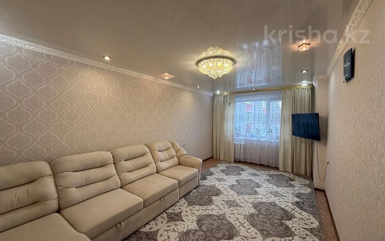 3-комнатная квартира · 74 м² · 4/5 этаж, кизатова за 31 млн ₸ в Петропавловске — фото 2