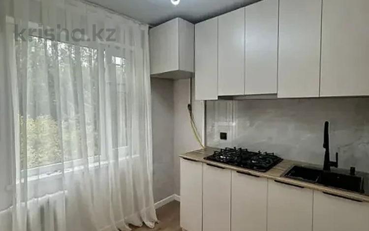1-комнатная квартира · 33 м² · 3/4 этаж, мкр №7 за 26 млн ₸ в Алматы, Ауэзовский р-н — фото 4