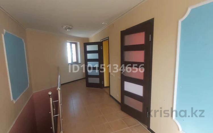 Еркін, білім орталықтары · 180 м², бағасы: 200 000 ₸ в Актау, 3-й мкр — фото 2