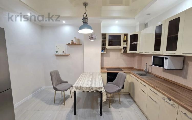 3-бөлмелі пәтер · 90 м² · 10/12 қабат, Толе би — Варламова, бағасы: 51 млн ₸ в Алматы, Алмалинский р-н — фото 8