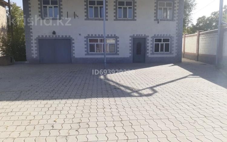 Жеке үй · 4 бөлме · 204.9 м² · 8.12 жүзд., 3 пер Валиханова 52А, бағасы: 30.5 млн ₸ в Таразе — фото 2