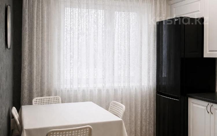 2-комнатная квартира · 58 м² · 4/10 этаж, Ермекова за 22.9 млн ₸ в Караганде, Казыбек би р-н — фото 7