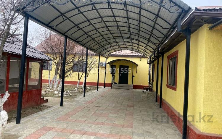 Отдельный дом · 3 комнаты · 133 м² · 6 сот., мкр Зарослый, Судоремонтник за 32 млн ₸ в Атырау — фото 2