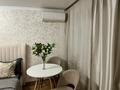 2-комнатная квартира · 56 м² · 5/5 этаж, Бухар Жырау 44 — 2 двуспальные кровати, Центр города, ЦУМ, Абзал, вокзал, 45 квартал за 20 000 ₸ в Караганде, Казыбек би р-н — фото 16