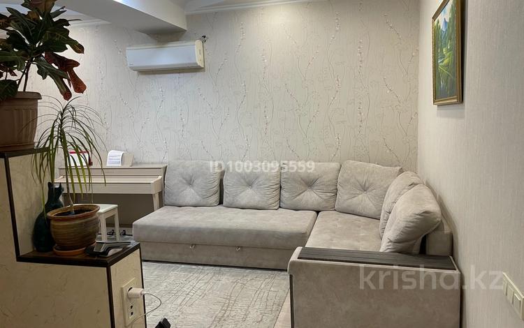 3-бөлмелі пәтер · 70 м² · 1/6 қабат, Жангельдина 11 — Уг Макатаева, бағасы: ~ 60 млн ₸ в Алматы, Медеуский р-н — фото 2