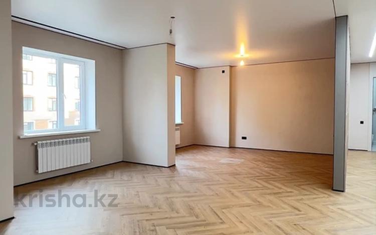 4-бөлмелі пәтер · 145 м² · 2/5 қабат, Алтын орда ш/а., бағасы: 59 млн ₸ в Актобе, мкр. Алтын орда — фото 2