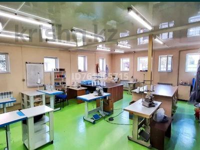 Свободное назначение, магазины и бутики, склады, салоны красоты, фитнес и спорт, медцентры и аптеки, образование, развлечения, конференц-залы, кабинеты и рабочие места, студии · 80 м² за 400 000 〒 в Кыргауылдах