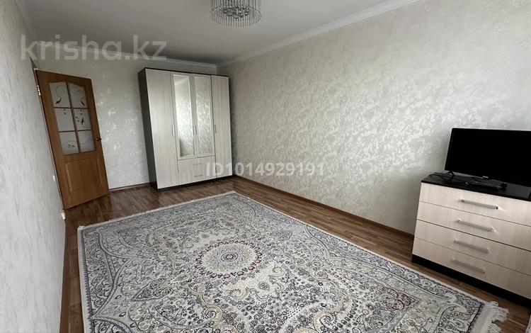 1-комнатная квартира · 36 м² · 10/10 этаж, мкр 8, 101 стрелковой бригады 14 — Сзади ТД “Алтай” за 150 000 ₸ в Актобе — фото 9