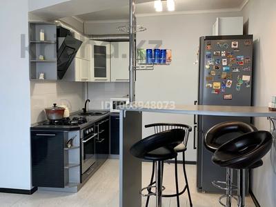 2-комнатная квартира · 44 м² · 5/6 этаж, Кенесары хана 83/1 — Возле жк Хан тенгри за 250 000 ₸ в Алматы, Бостандыкский р-н