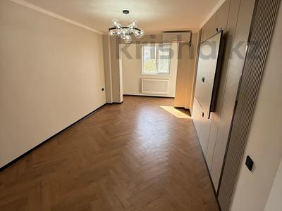 2-бөлмелі пәтер · 57 м² · 4/5 қабат, 18-шағынаудан 2 — улица Рыскулова, бағасы: 23.8 млн ₸ в Шымкенте, Аль-Фарабийский р-н