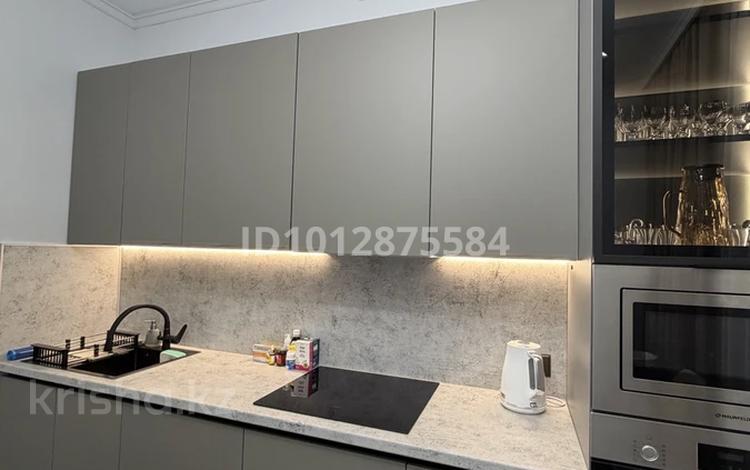 2-бөлмелі пәтер · 72 м² · 4/16 қабат, Республики 9/2, бағасы: 52 млн ₸ в Астане, Сарыарка р-н — фото 2