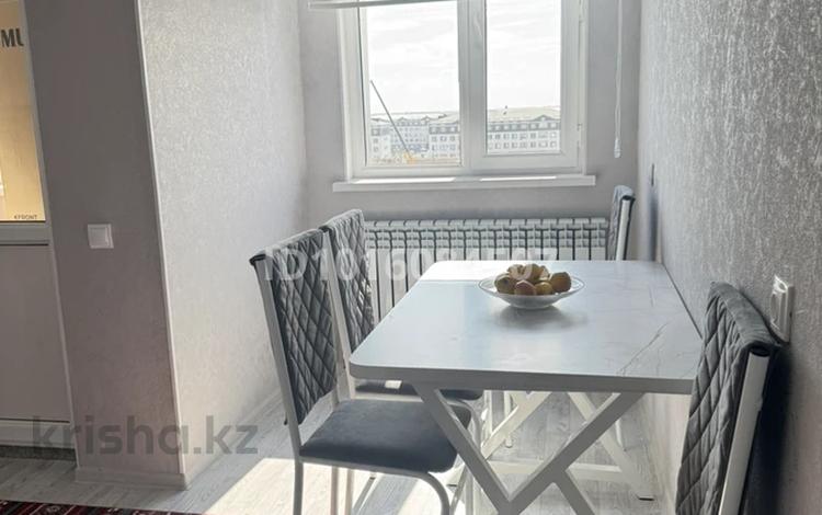 2-комнатная квартира · 58 м² · 7/9 этаж, Левый берег , проспект Абылайхана ,56А дом — Проспект Абылай хана за 200 000 ₸ в  — фото 2