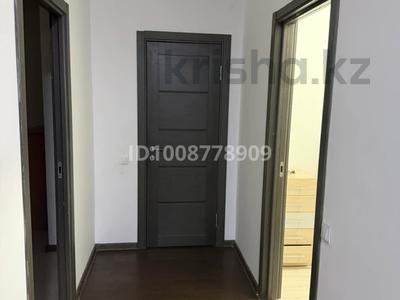 3-бөлмелі пәтер · 135 м² · 10/10 қабат, Иманова — улица Иманова уг. проспект Республики, бағасы: 45 млн ₸ в Астане, Алматы р-н