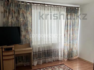 4-комнатная квартира · 57 м² · 4/5 этаж, мкр Центральный, Махамбета за 180 000 〒 в Атырау