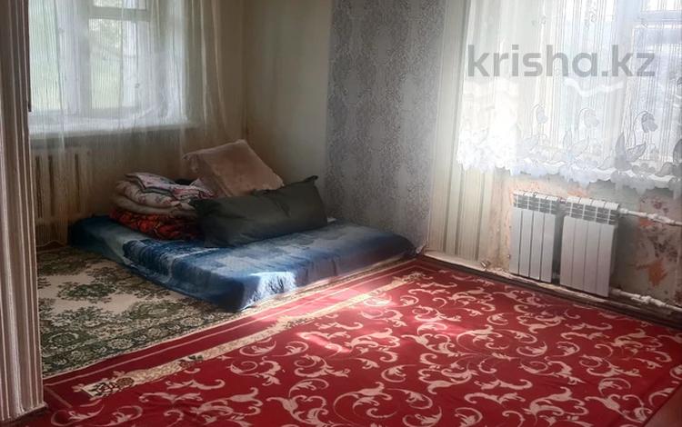 1-комнатная квартира · 32 м² · 4/4 этаж, Старый город, 8 марта за 5.2 млн ₸ в Актобе — фото 2