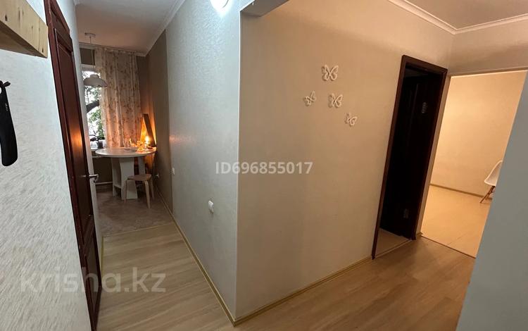 2-комнатная квартира, 45 м², 3/5 этаж помесячно, Манаса