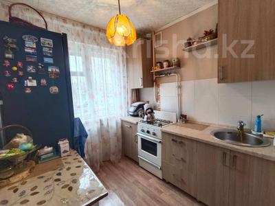 2-бөлмелі пәтер, 44 м², 1/5 қабат, мкр Юго-Восток, Республики 28, бағасы: ~ 15.9 млн 〒 в Караганде, Казыбек би р-н