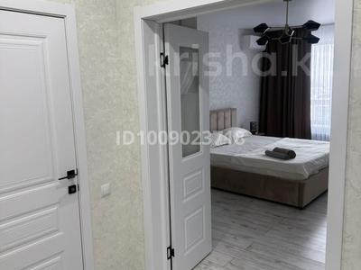 1-комнатная квартира · 50 м² · 7/10 этаж, Центр Сарайшик 79 — Сарайшик пересечение Курмангазы за 16 000 ₸ в Уральске