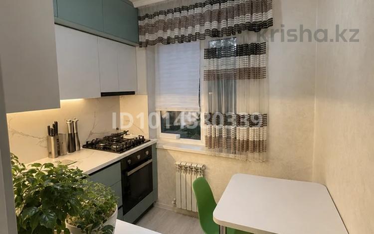 2-бөлмелі пәтер · 45.5 м² · 5/5 қабат, Акбулак ш/а. 17, бағасы: 12.5 млн ₸ в Таразе, мкр Акбулак — фото 2