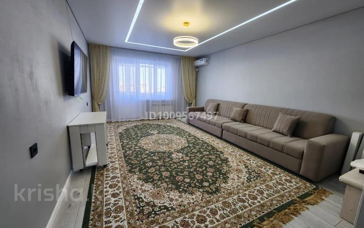 4-бөлмелі пәтер · 128 м² · 3/9 қабат, Самал 110, бағасы: 45 млн ₸ в Уральске — фото 2