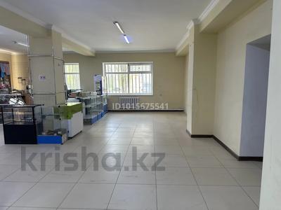 Еркін, дүкендер мен бутиктер · 40 м², бағасы: 100 000 ₸ в Актобе, мкр 5