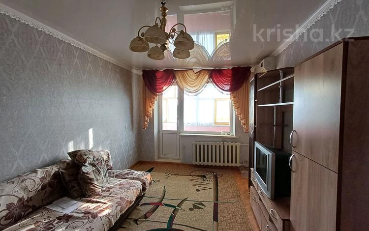 2-комнатная квартира · 45 м² · 5/5 этаж, Камзина 61 за 7.7 млн ₸ в Аксу — фото 2