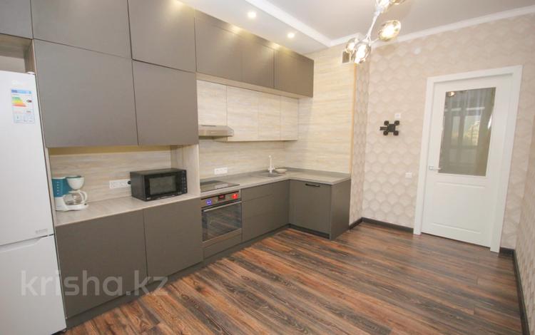 3-бөлмелі пәтер · 70 м² · 2/5 қабат, богенбай батыра 104\2, бағасы: 75 млн ₸ в Алматы, Медеуский р-н — фото 2