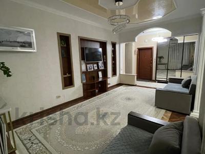 4-бөлмелі пәтер · 123.3 м² · 4/12 қабат, Туркестан 8, бағасы: 65.5 млн ₸ в Астане, Есильский р-н
