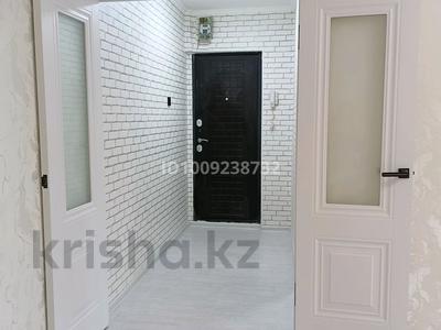 2-комнатная квартира · 45.6 м² · 3/5 этаж, мкр Самал 19 за 15.1 млн 〒 в Таразе