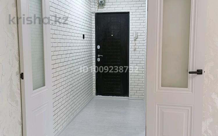 2-комнатная квартира · 45.6 м² · 3/5 этаж, мкр Самал 19 за 15.1 млн 〒 в Таразе — фото 2