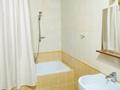4-бөлмелі пәтер · 147 м² · 3/4 қабат, Каспий ш/а. 71 А, бағасы: 700 000 ₸ в Атырау, мкр Каспий — фото 11