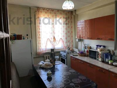 Продажа квартир в Жамбылской обл.: 4-комнатная квартира · 68 м² · 4/5 этаж, 3 микрорайон — Возле школы Шохан Уалиханова за 5 млн 〒 4-комнатная квартира · 68 м² · 4/5 этаж, 3 микрорайон — Возле школы Шохан Уалиханова за 5 млн 〒 в Каратау