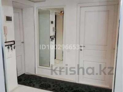 3-бөлмелі пәтер · 70 м² · 3/5 қабат, мкр Малый Самал, Алимбетова 45 б — Байтұрсынова Алимбетова, бағасы: 35 млн ₸ в Шымкенте, Туран р-н