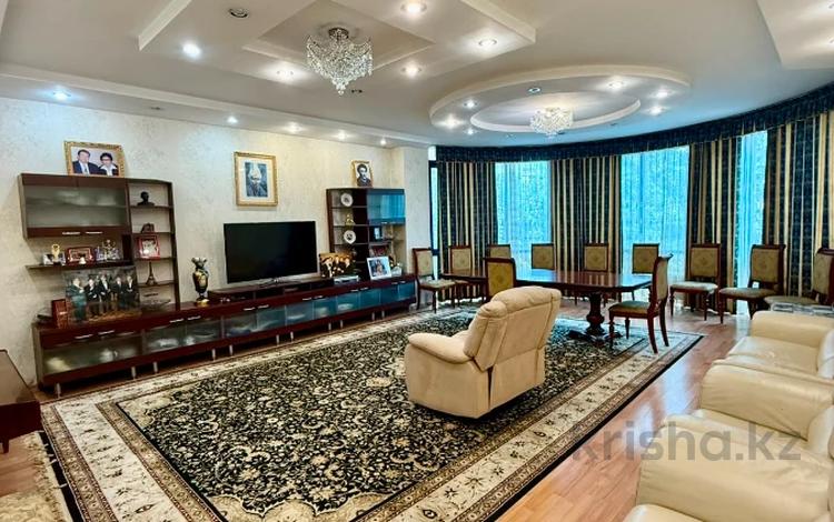5-комнатная квартира · 285 м² · 3/10 этаж, Аль-Фараби за 190 млн ₸ в Алматы, Бостандыкский р-н — фото 9