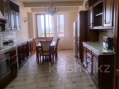 5-бөлмелі пәтер · 300 м², Женис 1, бағасы: 1.2 млн ₸ в Астане, Сарыарка р-н
