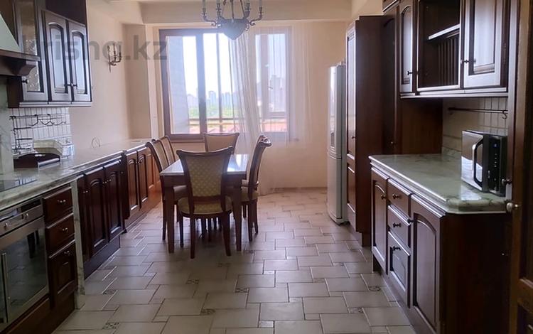 5-бөлмелі пәтер · 300 м², Женис 1, бағасы: 1.2 млн ₸ в Астане, Сарыарка р-н — фото 2