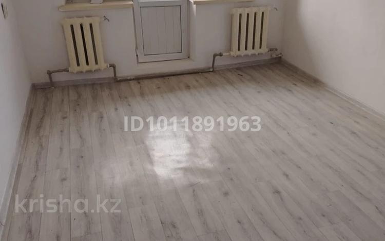 2-комнатная квартира · 44 м² · 5/5 этаж, Мкр. Карасу 15 за 80 000 〒 в Таразе — фото 2