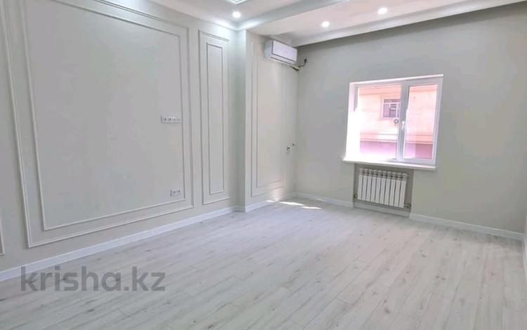 2-бөлмелі пәтер · 70 м² · 4/17 қабат, 16-й мкр , ​16-й микрорайон 64, бағасы: 26 млн ₸ в Актау — фото 2