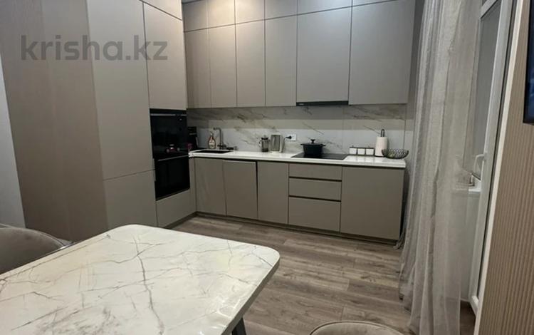 3-бөлмелі пәтер · 70.5 м² · 1/5 қабат, мкр Михайловка , Мкр Михайловка, Жанибекова 53, бағасы: 55 млн ₸ в Караганде, Казыбек би р-н — фото 2