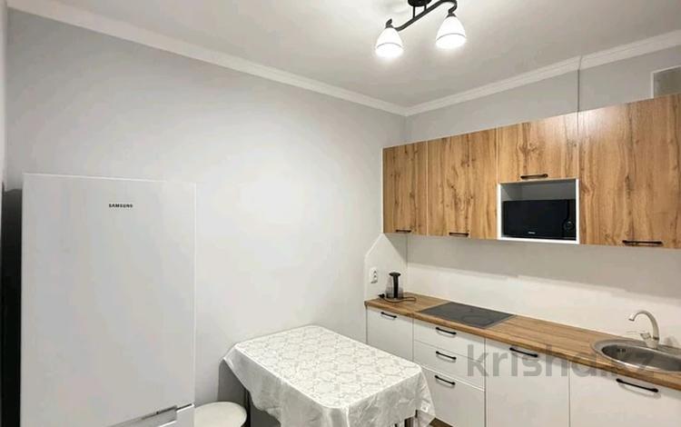 2-комнатная квартира · 45 м² · 2/12 этаж, Мангилик Ел 40 за 280 000 ₸ в Астане, Есильский р-н — фото 2