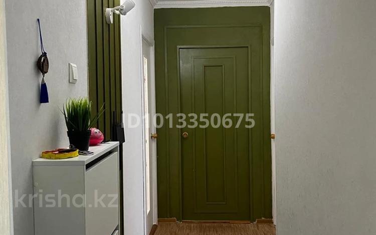 2-комнатная квартира · 49.8 м² · 5/5 этаж, мкр 5 146 за 16 млн ₸ в Актобе — фото 2