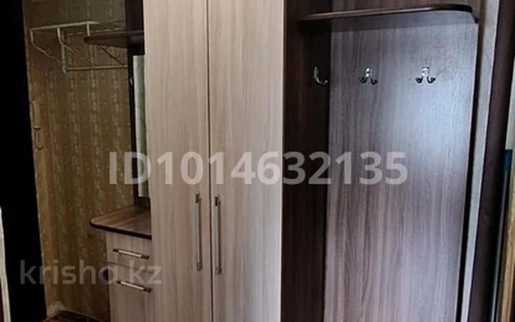 2-бөлмелі пәтер · 44 м² · 1 қабат, Корчагина — 50 лет октября, бағасы: 100 000 ₸ в Рудном — фото 2