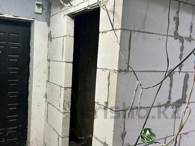 1-бөлмелі пәтер · 30 м² · 3/5 қабат, Карла Маркса 12 — Магазин Мебельный, бағасы: 4 млн ₸ в Шахтинске