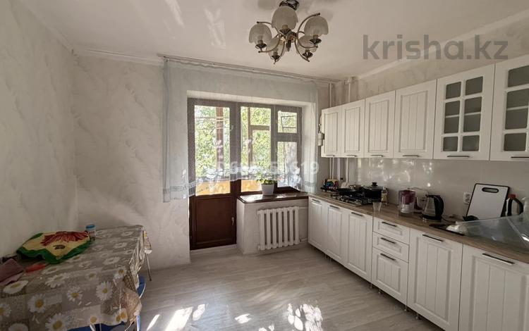 2-бөлмелі пәтер · 68 м² · 2/9 қабат, Қонаев ш/а. 55, бағасы: 180 000 ₸ в Уральске, мкр Кунаева — фото 15