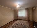 2-комнатная квартира, 68 м², 2/9 этаж помесячно, мкр Кунаева 55 за 140 000 〒 в Уральске, мкр Кунаева — фото 2