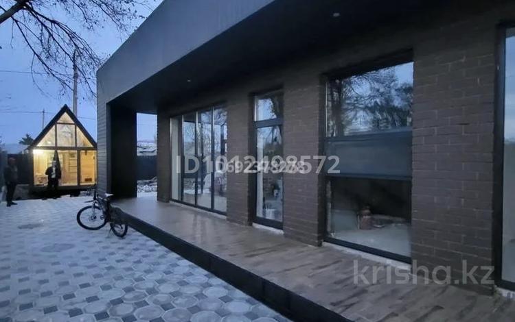 Отдельный дом · 4 комнаты · 130 м² · 5 сот., Желтоксан 82 — Гаухар Ана за 58 млн 〒 в Талдыкоргане — фото 2