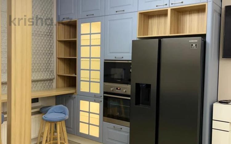 3-комнатная квартира · 110 м², Пр.Тайманова 48 за 800 000 ₸ в Атырау — фото 2